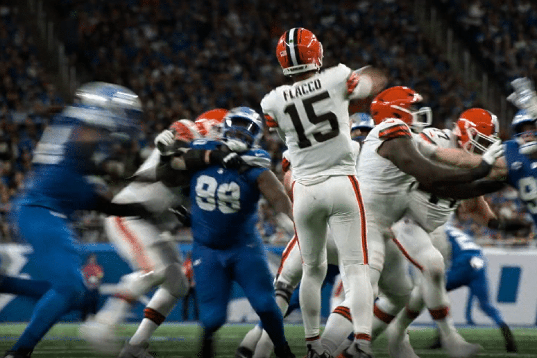 &ldquo;Quarterback&rdquo; revela os bastidores da NFL e os desafios enfrentados por tr&ecirc;s quarterbacks durante a temporada 2024-25 