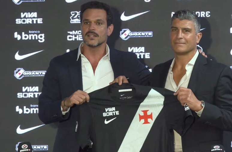 Admar Lopes, diretor de futebol, e Pedro Emanuel &ndash;