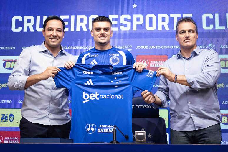 Gabriel Pec foi uma das contrata&ccedil;&otilde;es do Cruzeiro para o segundo semestre &ndash;