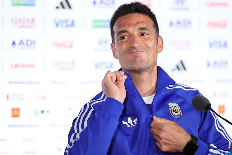 Scaloni cr&ecirc; em Argentina bem condicionada fisicamente &ndash;