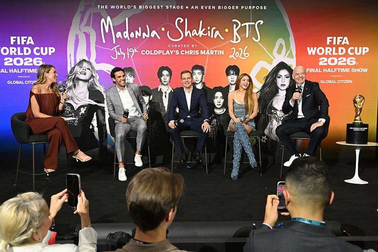 Show do intervalo contar&aacute; com apresenta&ccedil;&atilde;o de Shakira, Madonna e BTS