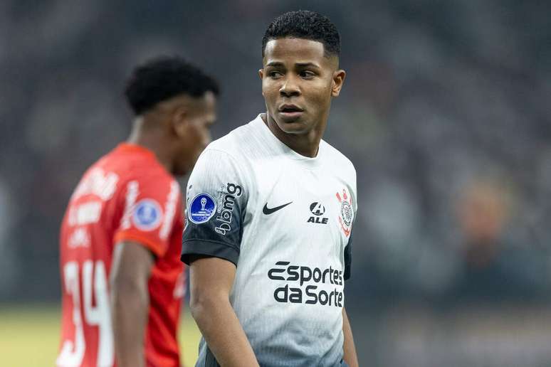 Corinthians est&aacute; pr&oacute;ximo de acerto com Wesley &ndash;