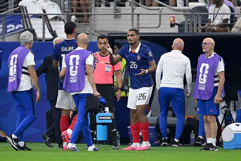 Saliba deixa o gramado na semifinal da Copa do Mundo de 2026 &ndash;