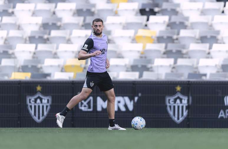 L&eacute;o Duarte sofre les&atilde;o durante intertemporada do Galo &ndash;