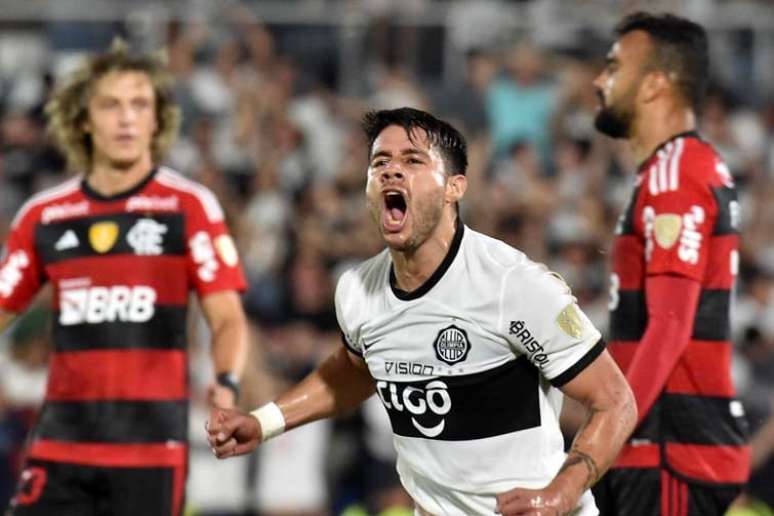 Flamengo vacila, leva tr&ecirc;s gols de cabe&ccedil;a e se despede da Libertadores 2023 &ndash;