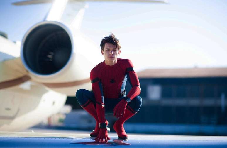 Tom Holland interpretou &lsquo;Homem-Aranha&rsquo; no cinema &ndash;