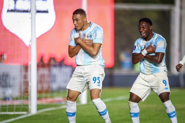 Atacante marcou 32 gols em 50 jogos pelo Tricolor &ndash;