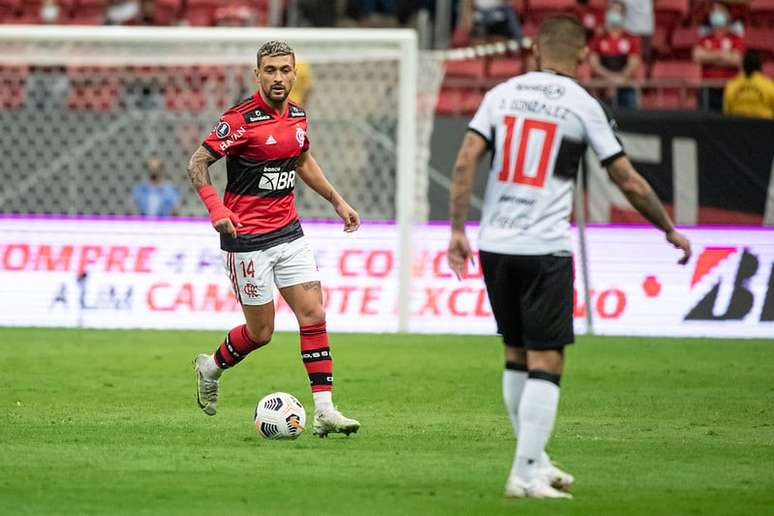 Flamengo n&atilde;o tomou conhecimento do Ol&iacute;mpia na Libertadores 2021 &ndash;