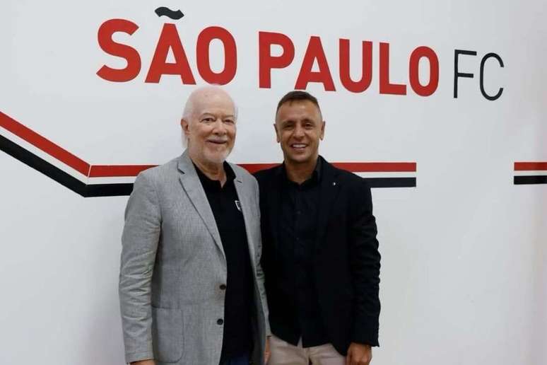 Rafinha &eacute; o novo executivo de futebol do S&atilde;o Paulo &ndash;