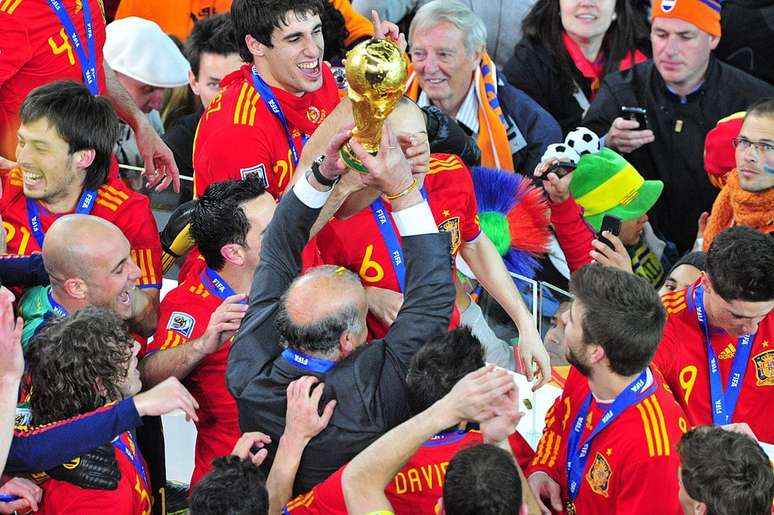 Espanha de 2010 est&aacute; na hist&oacute;ria &ndash;