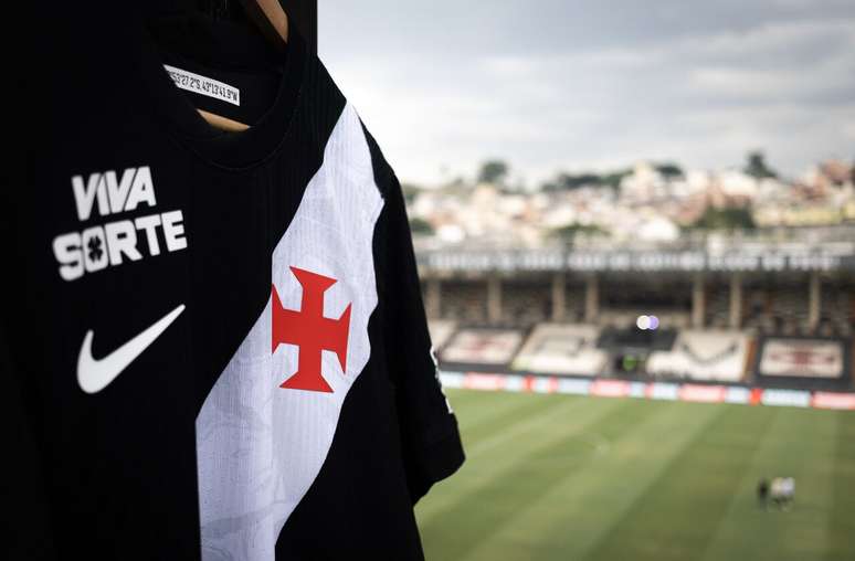 Camisa preta do Vasco &ndash;