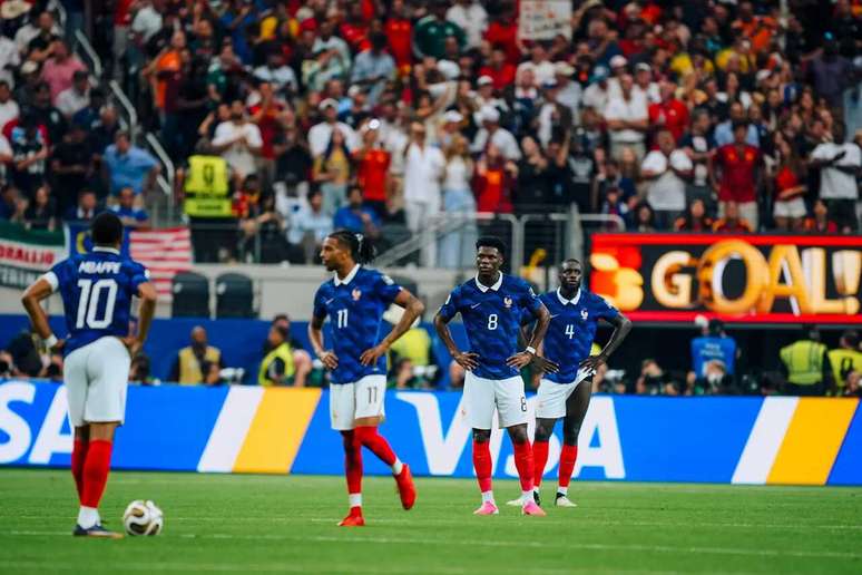 Fran&ccedil;a foi derrotada pela Espanha na semifinal da Copa do Mundo &ndash;
