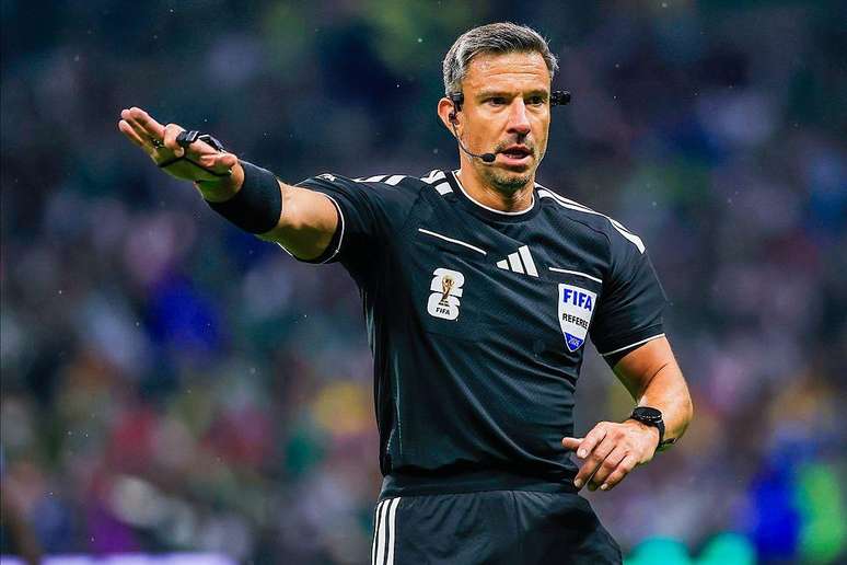 O esloveno Slavko Vinčić vai apitar a final da Copa. Ele foi o respons&aacute;vel por arbitrar o jogo de estreia do Brasil na competi&ccedil;&atilde;o