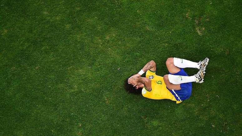 O ent&atilde;o lateral-esquerdo do Brasil, Marcelo, reage ao hist&oacute;rico 7 a1 da Alemanha no Est&aacute;dio do Mineir&atilde;o, em 8 de julho de 2014, em Belo Horizonte (MG)