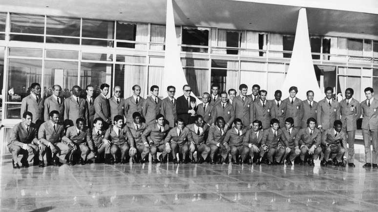 M&eacute;dici recebeu em Bras&iacute;lia os jogadores da sele&ccedil;&atilde;o que conquistou o tri em 1970