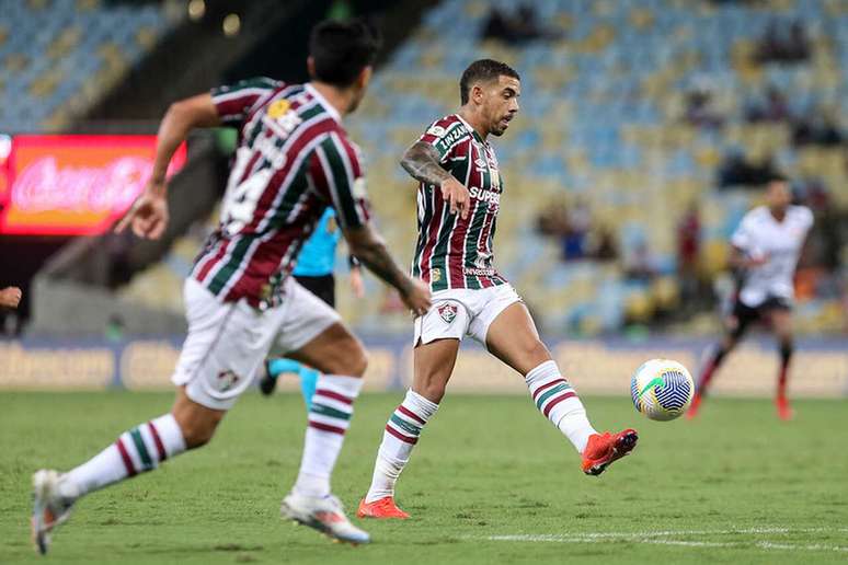 Cena rara: David Terans em a&ccedil;&atilde;o pelo Fluminense &ndash;