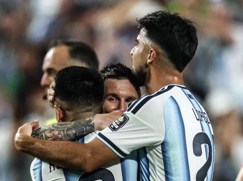 Flaco comemora gol da Argentina na Copa do Mundo