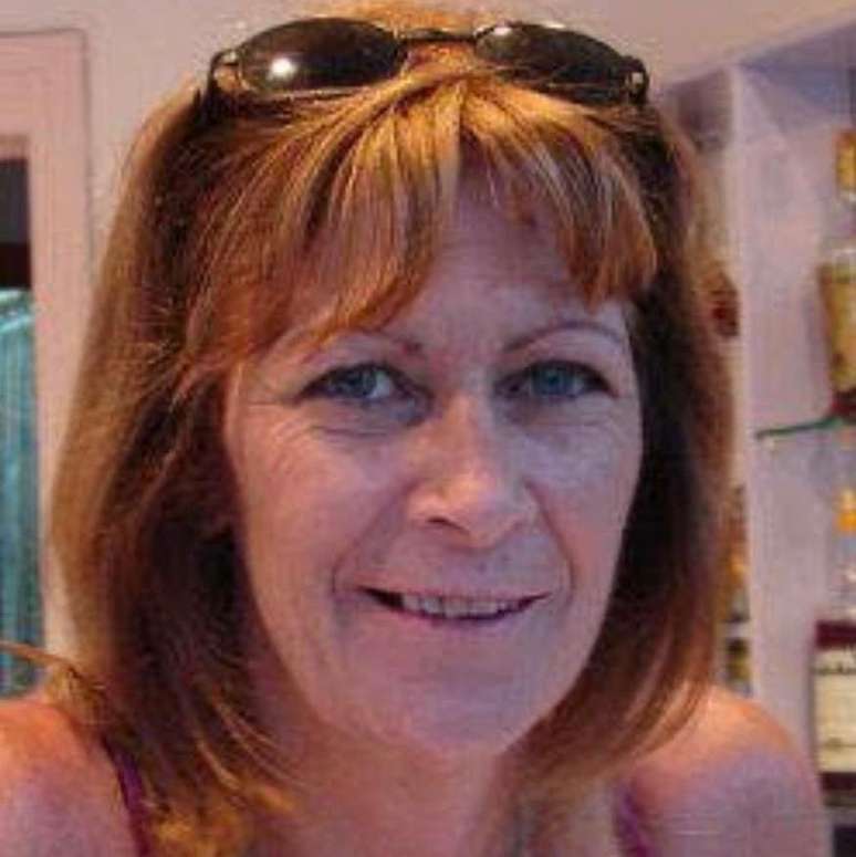 Jean Hanlon adorava o sol e havia come&ccedil;ado a construir uma nova vida na ilha de Creta