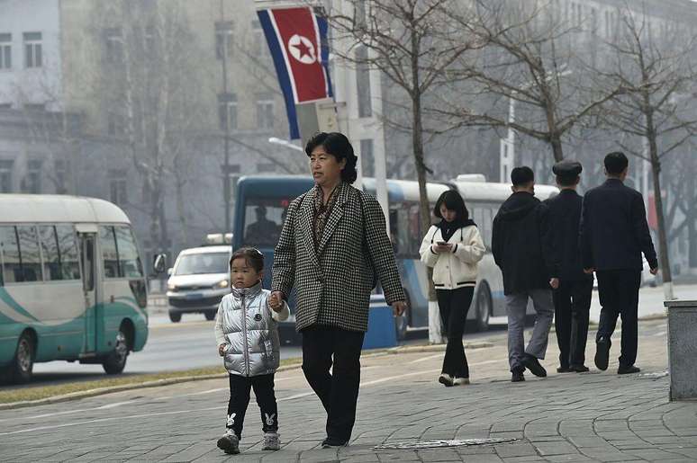 A falta de informa&ccedil;&atilde;o dificulta saber como &eacute; a vida na Coreia do Norte