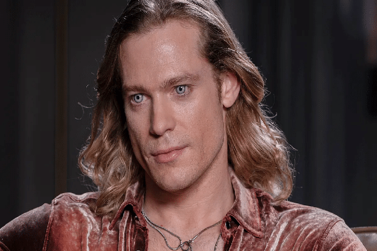 Em &ldquo;Entrevista com Vampiro&rdquo;, Lestat assume o controle da pr&oacute;pria hist&oacute;ria e decide se tornar um astro do Rock 