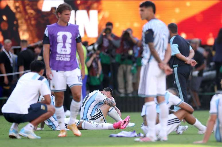Messi tem o futuro indefinido na Argentina &ndash;