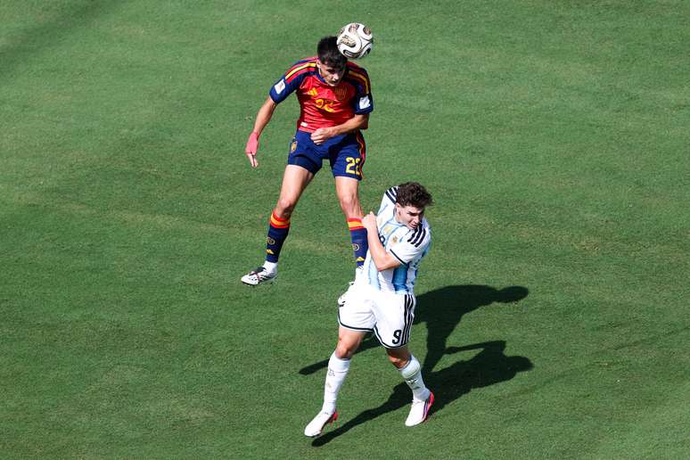 Pau Cubars&iacute; contra a Argentina