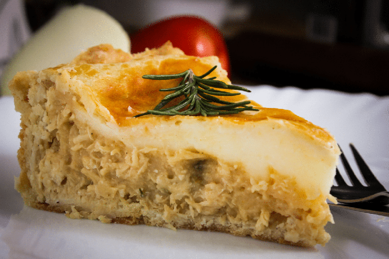 Torta proteica com frango cremoso 