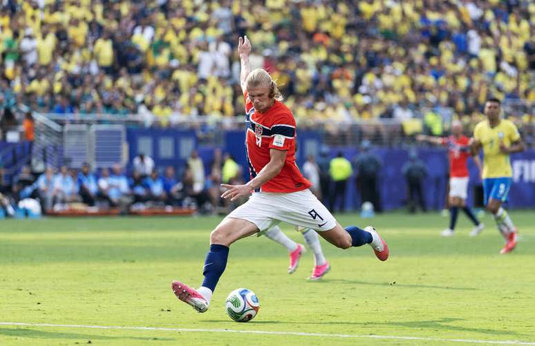Gol de Haaland contra o Brasil entrou na lista &ndash;