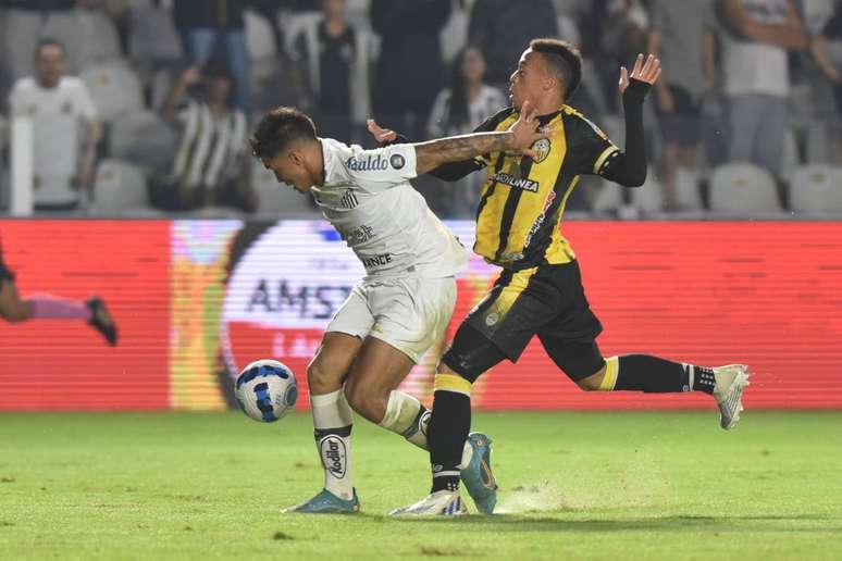 Santos teve vexame contra o Deportivo T&aacute;chira, em 2022, pela Sula &ndash;