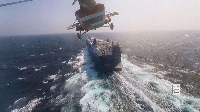 Os houthis sequestraram o navio de carga Galaxy Leader em 2023