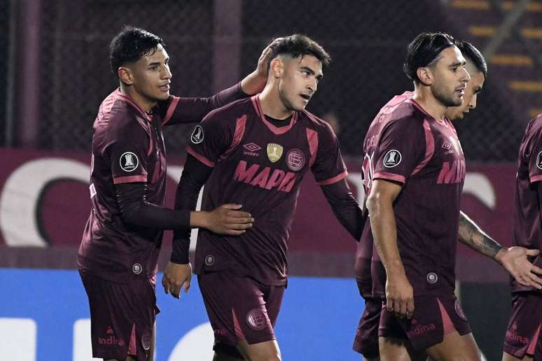 Lan&uacute;s se prepara para os duelos com o Cienciano, do Peru, pela Sul-Americana &ndash;