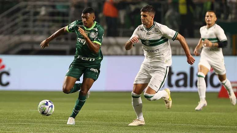 Palmeiras vem de quatro vit&oacute;rias seguidas contra o Coritiba &ndash;