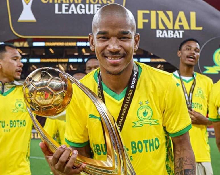 Jogador da &Aacute;frica do Sul na Copa do Mundo, Jayden Adams morreu aos 25 anos &ndash; Divulga&ccedil;&atilde;o Mamelodi Sundowns