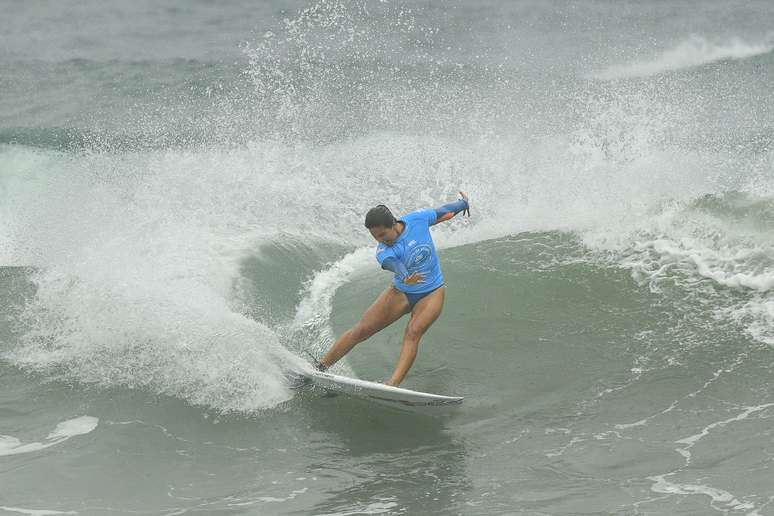 Sophia Medina em competi&ccedil;&atilde;o pela etapa de Ubatuba (SP) do Circuito Banco do Brasil de Surfe, pelo QS da World Surf League