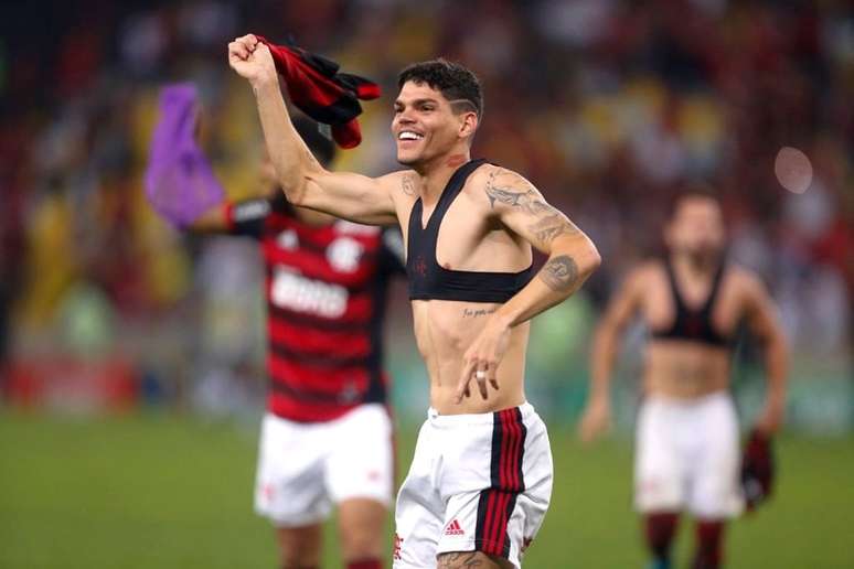 Ayrton Lucas j&aacute; ganhou diversos t&iacute;tulos pelo Fla &ndash;