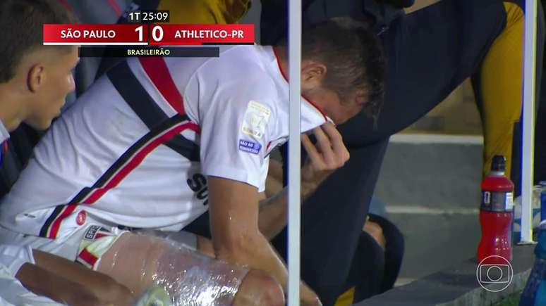Tol&oacute;i se lesionou ainda no primeiro tempo de S&atilde;o Paulo x Athletico &ndash;
