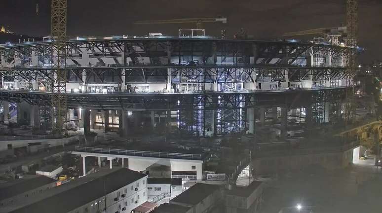 Est&aacute;dio permanece em obras mesmo ap&oacute;s reabertura para jogos &ndash;