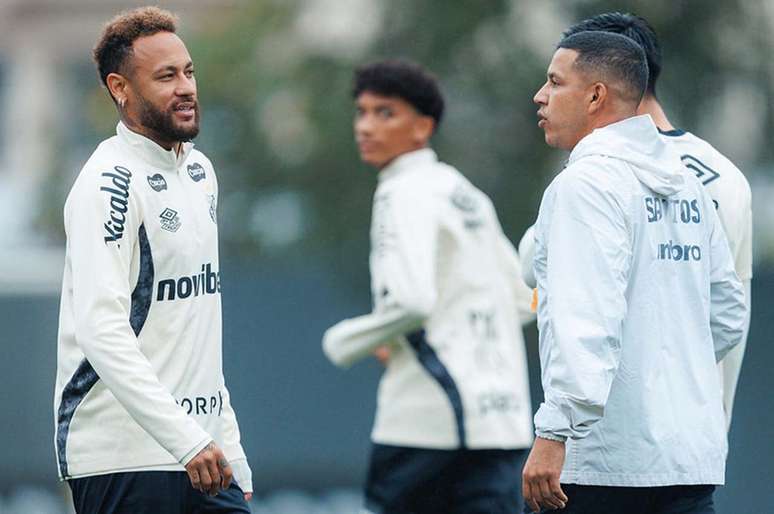 Neymar durante treino do Santos &ndash;