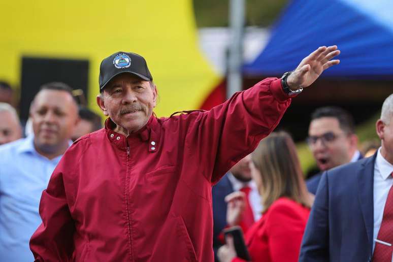Ortega considera que todos os que se op&otilde;em ao seu governo s&atilde;o 'traidores'