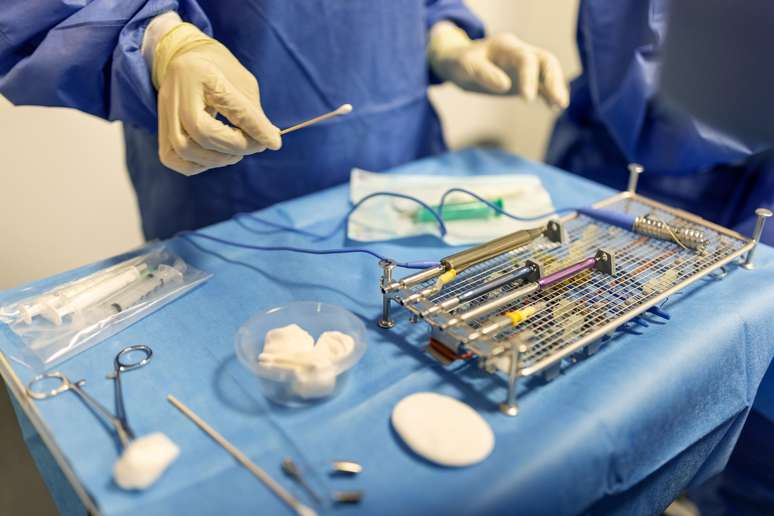 N&atilde;o esteriliza&ccedil;&atilde;o adequada dos instrumentos teria causada infec&ccedil;&atilde;o bacteriana em massa