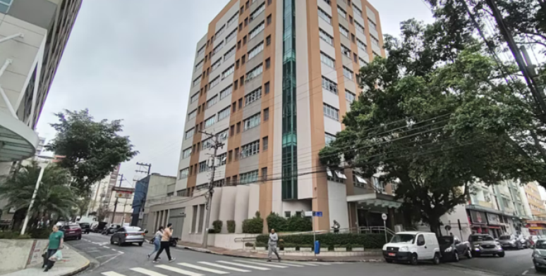 O centro comercial em S&atilde;o Caetano do Sul, na Grande S&atilde;o Paulo, em que est&atilde;o sediadas as empresas Cont&aacute;bil Corr&ecirc;a e Copenhagen, para as quais o senador Fl&aacute;vio Bolsonaro (PL-RJ) emitiu R$ 1,5 milh&atilde;o em notas fiscais 