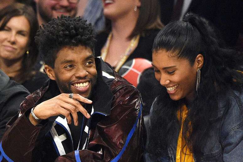 Chadwick Boseman com Taylor Simone