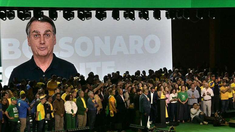 Um v&iacute;deo de Jair Bolsonaro, que teria sido feito por intelig&ecirc;ncia artificial, foi exibido no evento
