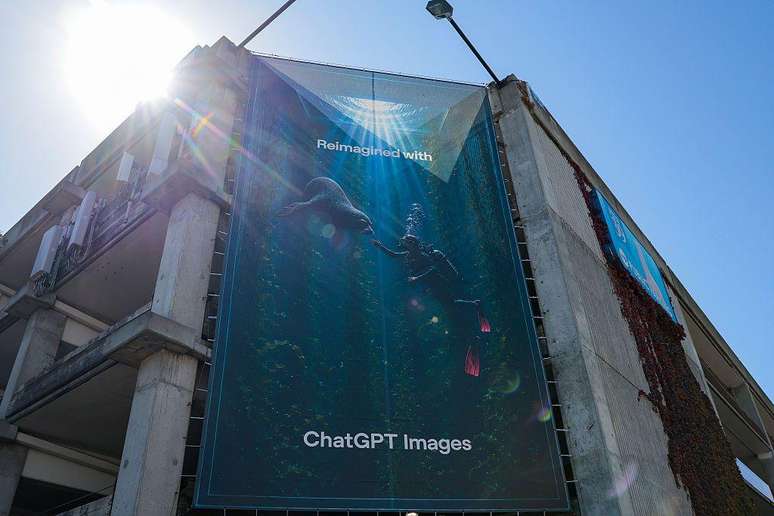 Um an&uacute;ncio do ChatGPT Images, em S&atilde;o Francisco, Calif&oacute;rnia (EUA)
