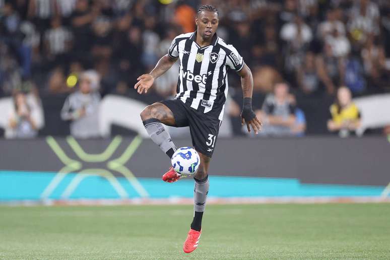Pantale&atilde;o est&aacute; no Glorioso desde a temporada passada &ndash;