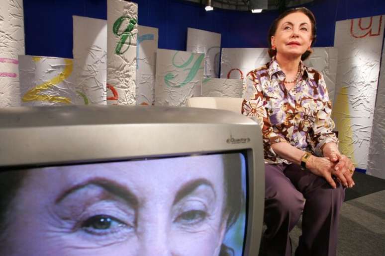 Beatriz Segall em foto de abril de 2007, durante grava&ccedil;&atilde;o do programa 'Profiss&atilde;o Professor', da TV Cultura.