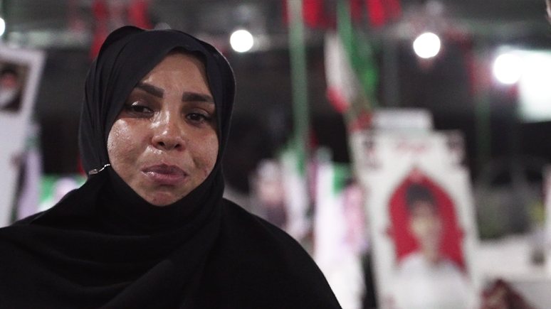 Masoumeh diz que se lembra de ter corrido at&eacute; a escola e de encontr&aacute;-la destru&iacute;da, com crian&ccedil;as "despeda&ccedil;adas"