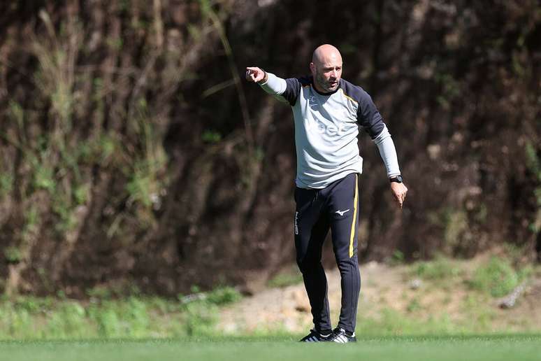 Franclim ter&aacute; quatro dias para pensar a estrat&eacute;gia no Cl&aacute;ssico Vov&ocirc; &ndash;