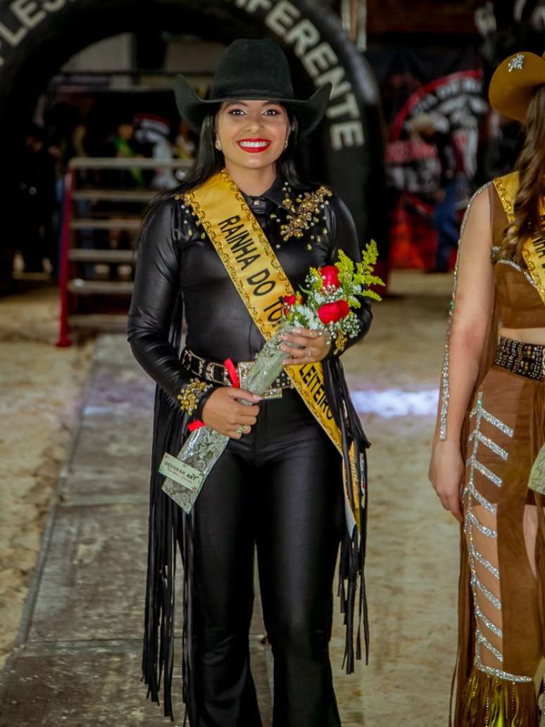 Brenda Resende, Rainha do Torneio Leiteiro da ExpoNaza, que se envolveu em briga com equipe de Felipe e Rodrigo