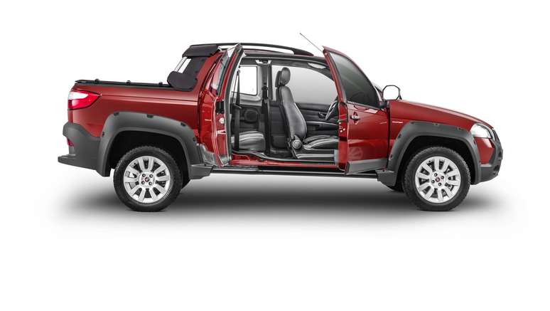Strada, hoje o carro mais vendido do Brasil, chegou a ter vers&atilde;o 3 portas